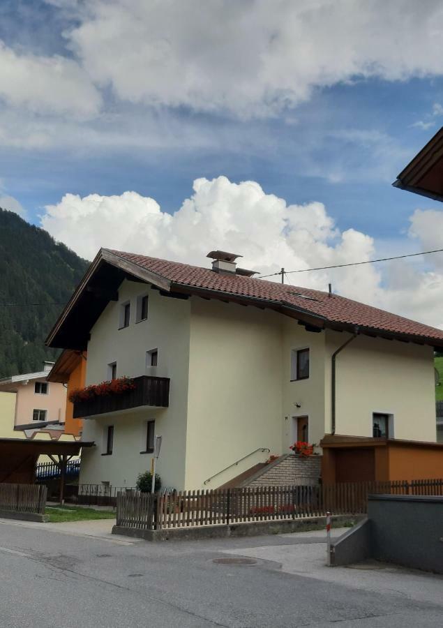 Ferienwohnung Eller 79 Vals Exterior photo